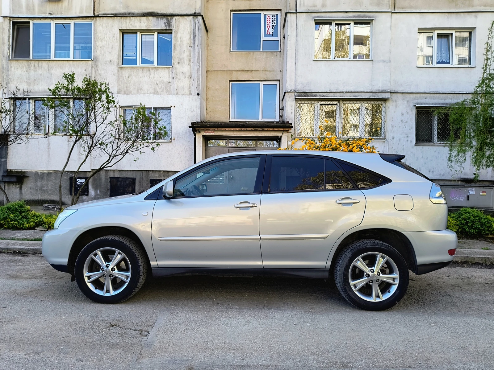 Lexus RX 400h HYBRID/3.3i/V6/4x4/FULL, снимка 4 - Автомобили и джипове - 54305088