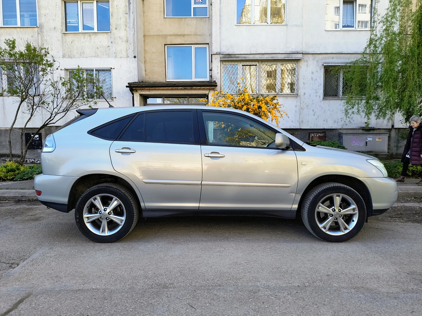 Lexus RX 400h HYBRID/3.3i/V6/4x4/FULL, снимка 5 - Автомобили и джипове - 54305088