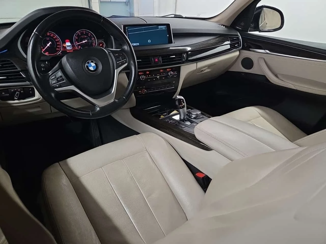 BMW X5 * XDRIVE35I * CARFAX * ОПЦИЯ ЗА ФИНАНСИРАНЕ, снимка 10 - Автомобили и джипове - 55547217