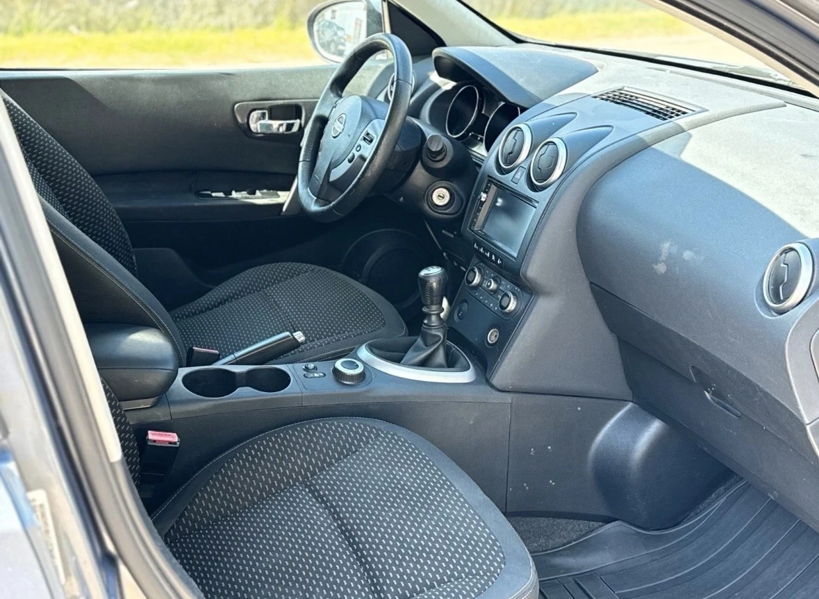 Nissan Qashqai 2.0 4x4 Газ Бензин, снимка 6 - Автомобили и джипове - 55940412
