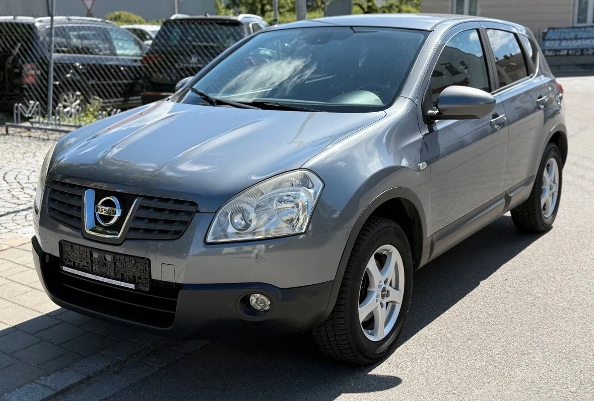 Nissan Qashqai 2.0 4x4 Газ Бензин, снимка 2 - Автомобили и джипове - 55940412