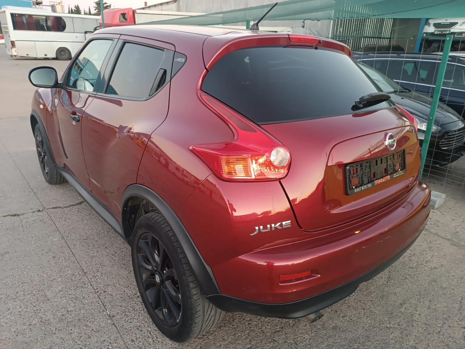 Nissan Juke 1, 6 бензин, TEKNA, ЛИЗИНГ , снимка 3 - Автомобили и джипове - 55994471