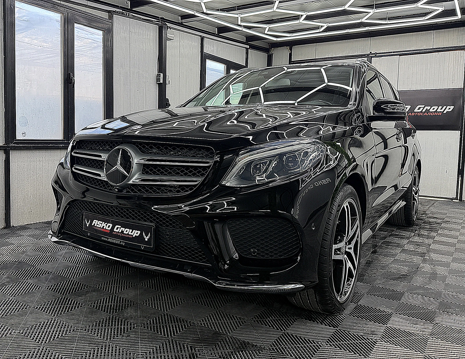Mercedes-Benz GLE 350 360-K/PANORAMA/AMG-line/9gt/ПОДГРЕВ ОБДУХВАНЕ Л-Г