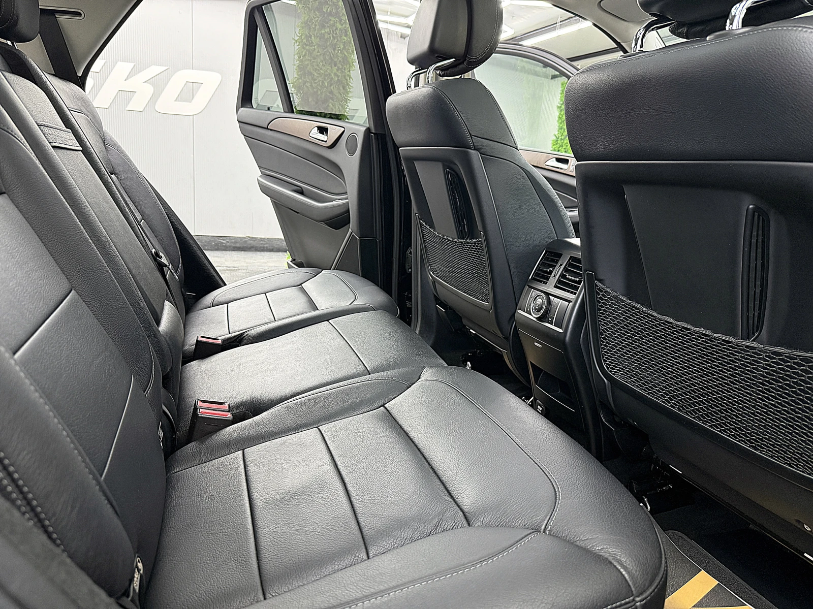 Mercedes-Benz GLE 350 360-K/PANORAMA/AMG-line/9gt/ПОДГРЕВ ОБДУХВАНЕ Л-Г, снимка 9 - Автомобили и джипове - 56164529
