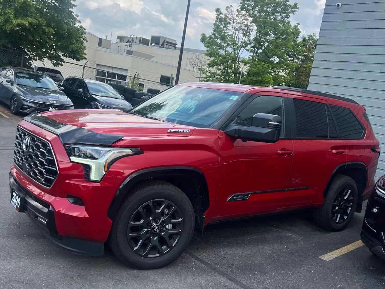 Toyota Sequoia Platinum 4WD / Carfax  | Mobile.bg � ����������� 2