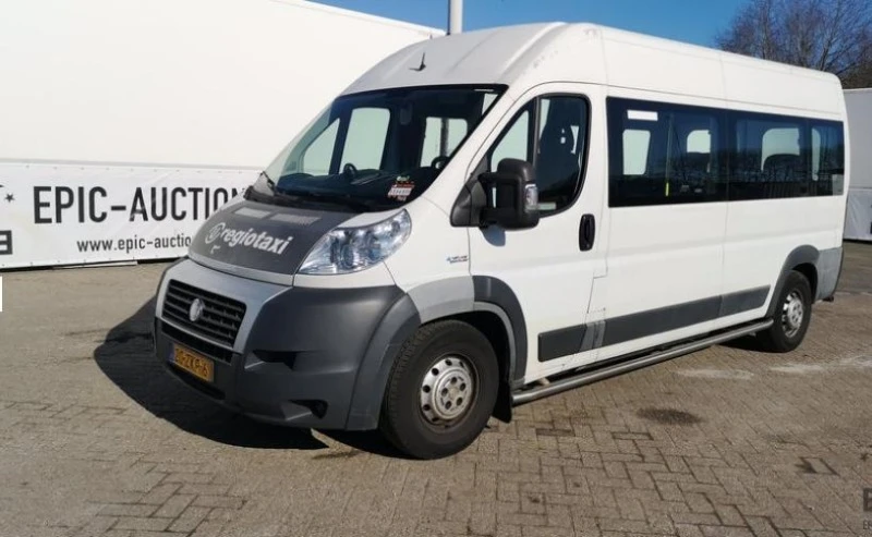 Fiat Ducato 3.0 LPG с рампа за инвалидни, снимка 1 - Бусове и автобуси - 47543421