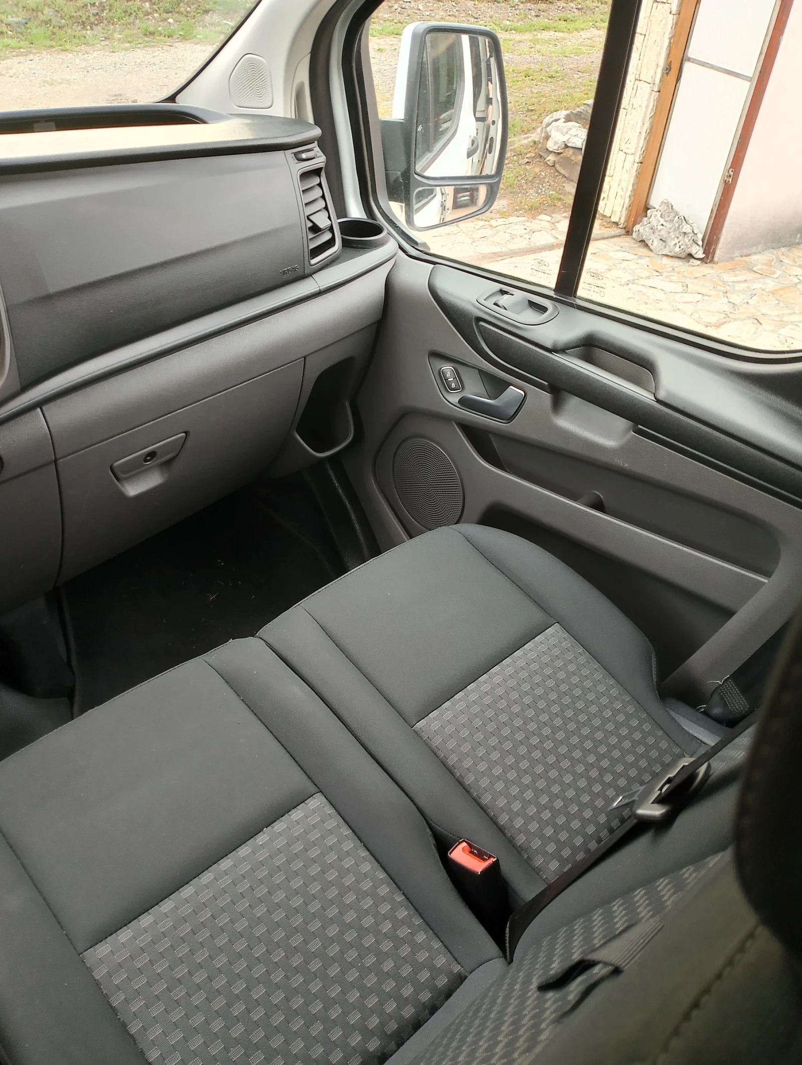 Ford Transit Custom L2 H2  2L , снимка 8 - Бусове и автобуси - 54918766