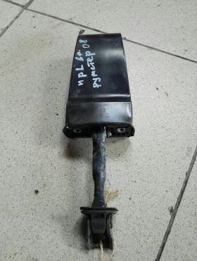 Панта врата ограничителна предна лява Шкода Румстер