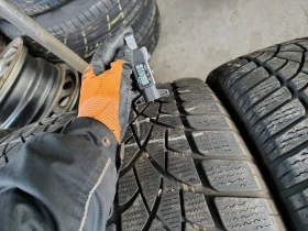 Гуми Зимни 235/45R19, снимка 5