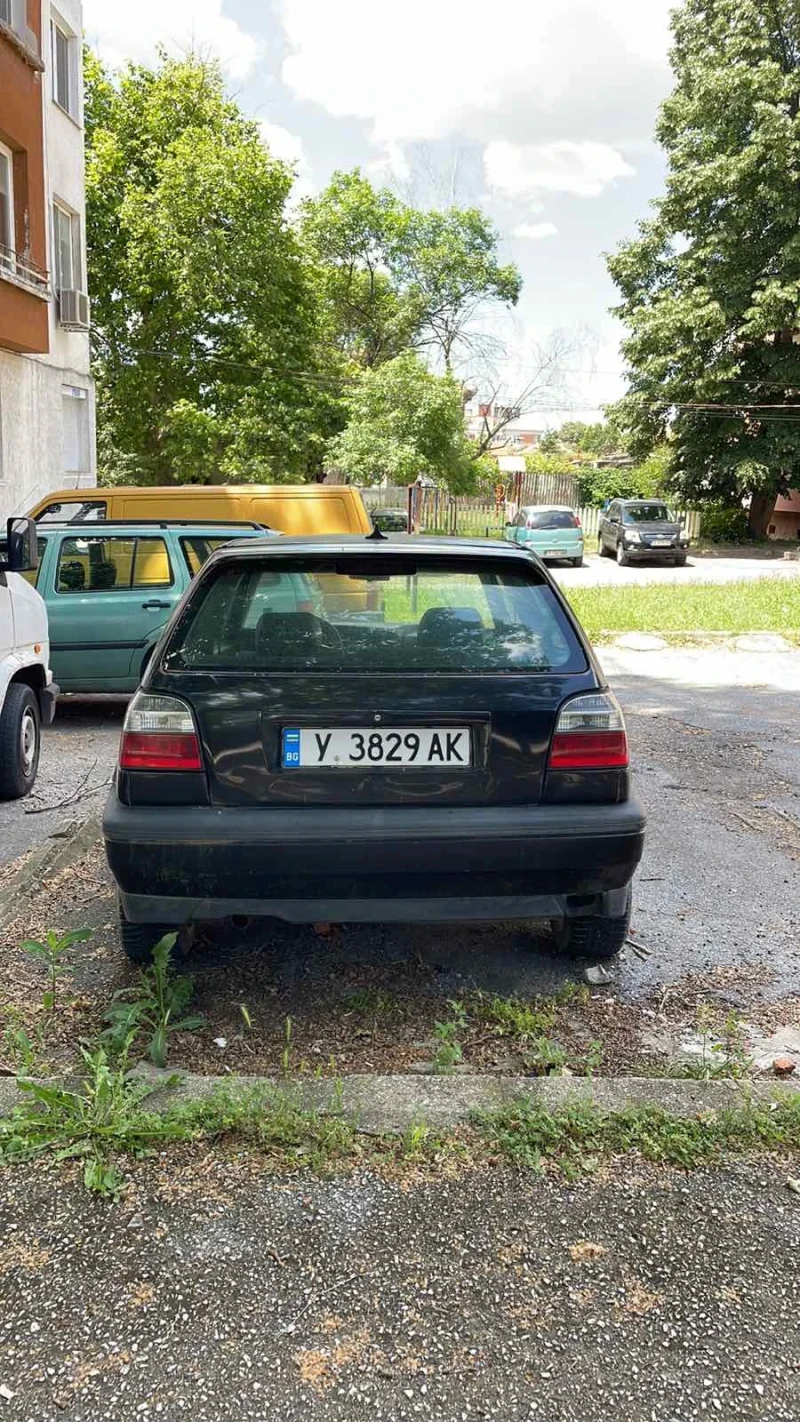 VW Golf 2.0 GTI, снимка 9 - Автомобили и джипове - 47504688