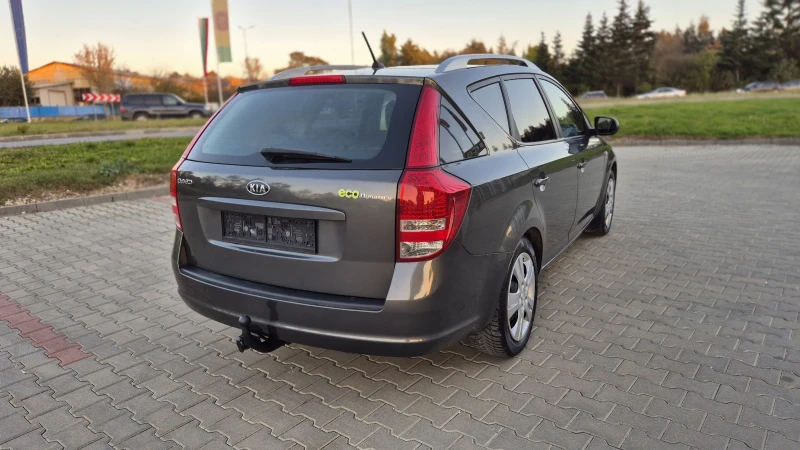 Kia Ceed 1.6 NAVI, снимка 7 - Автомобили и джипове - 47724087