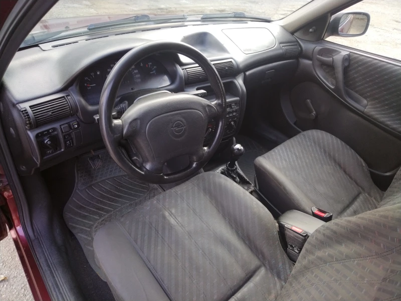 Opel Astra 1.6/75.Газ* , снимка 11 - Автомобили и джипове - 47994237