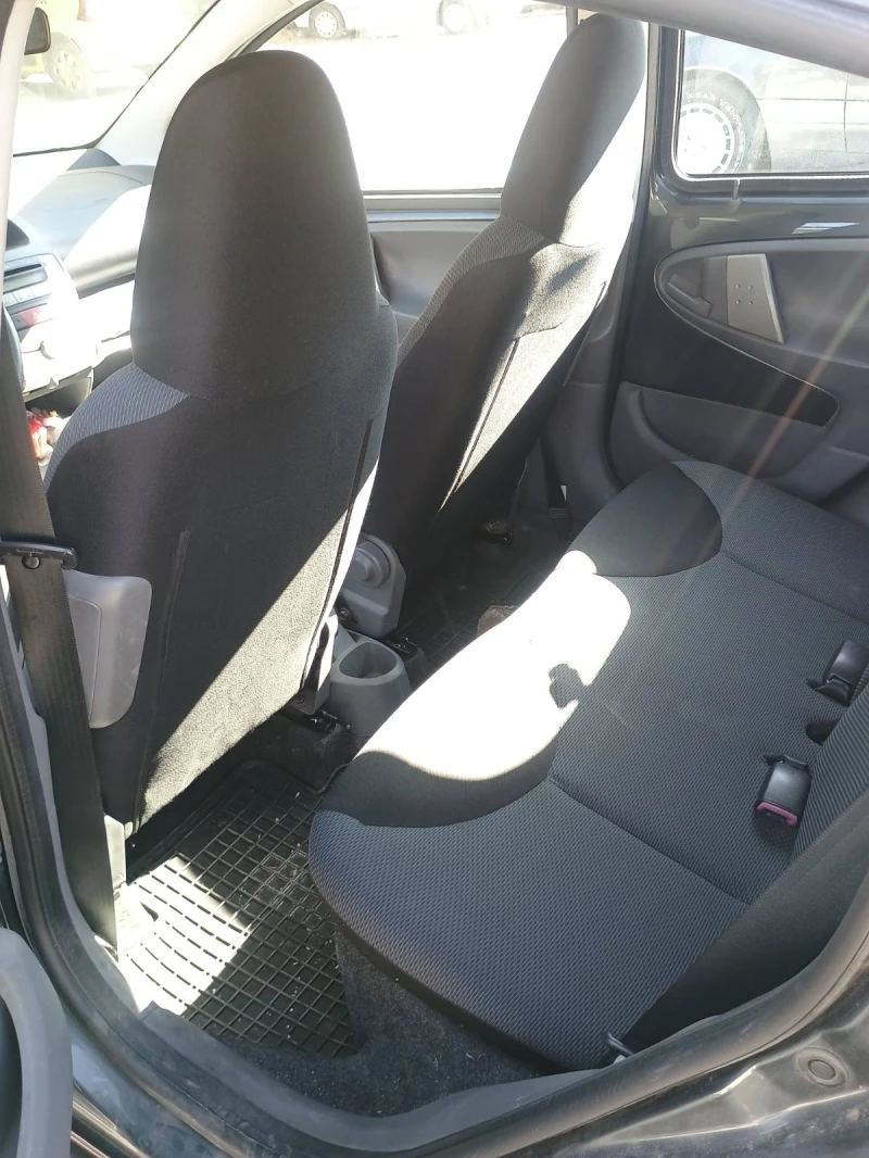 Toyota Aygo, снимка 5 - Автомобили и джипове - 48064441