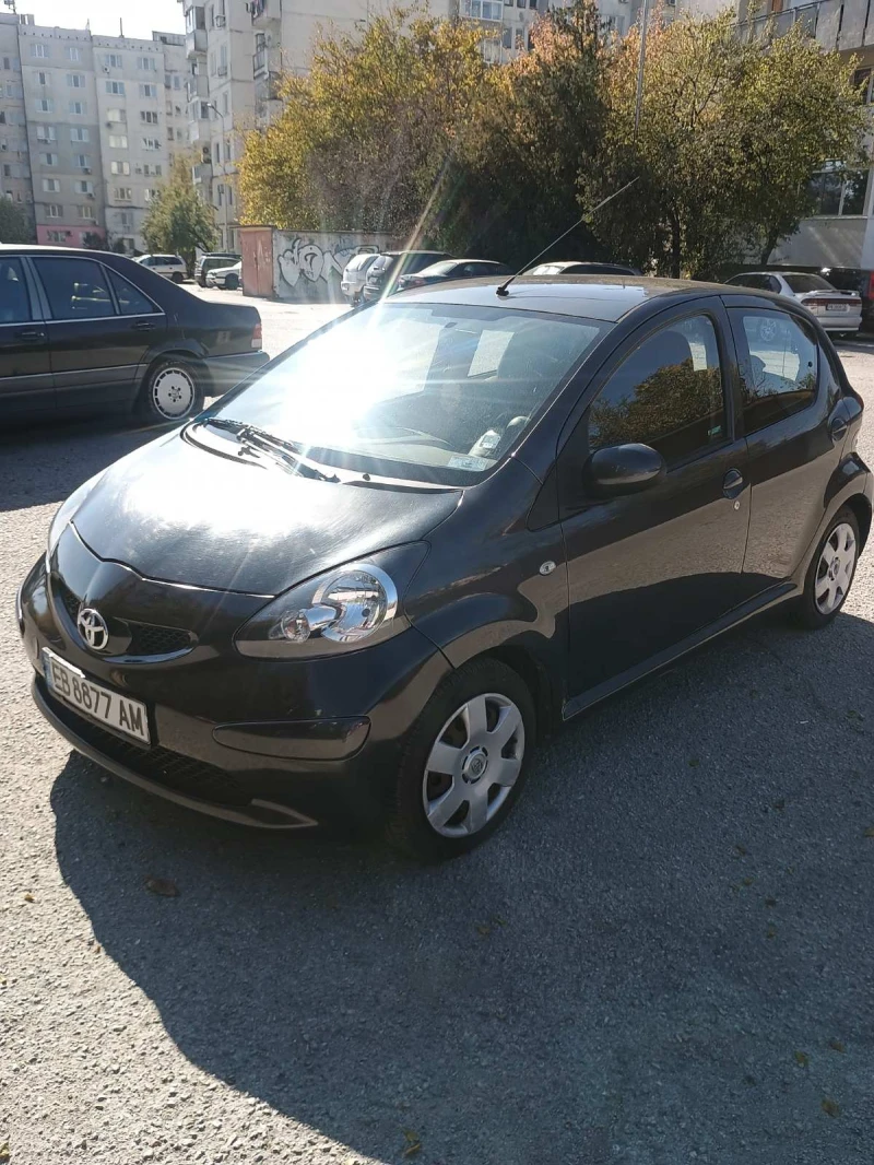 Toyota Aygo, снимка 8 - Автомобили и джипове - 48064441