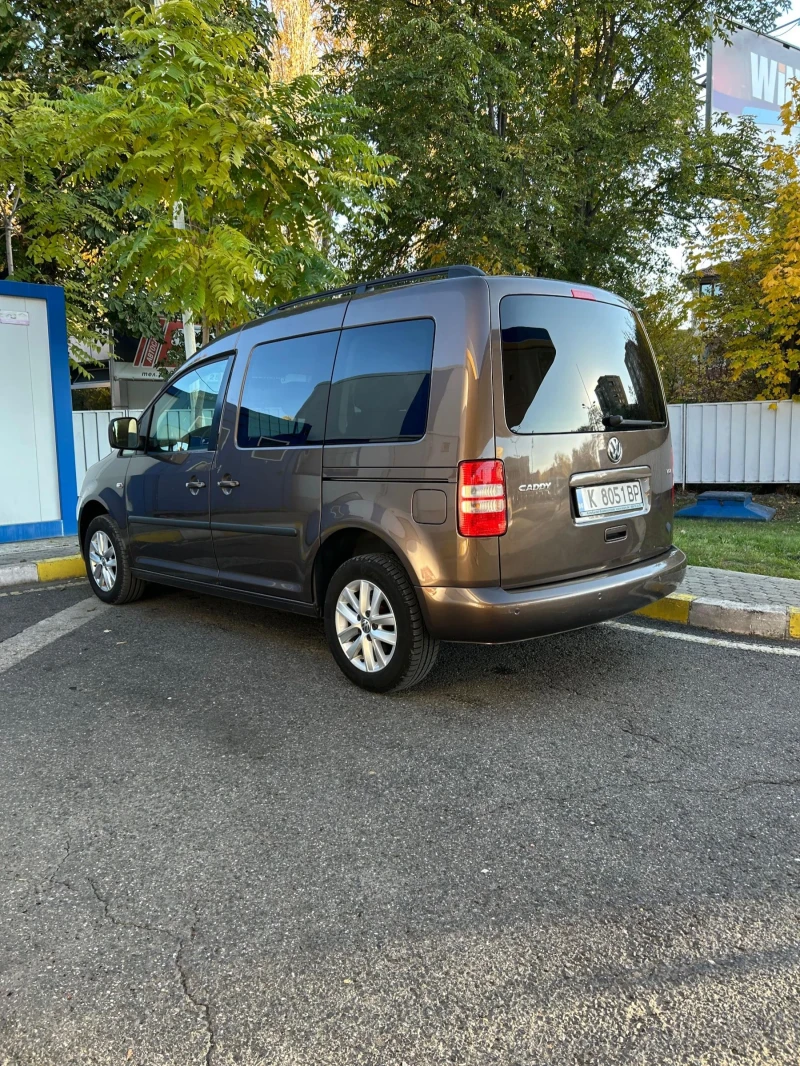 VW Caddy, снимка 12 - Автомобили и джипове - 48205042