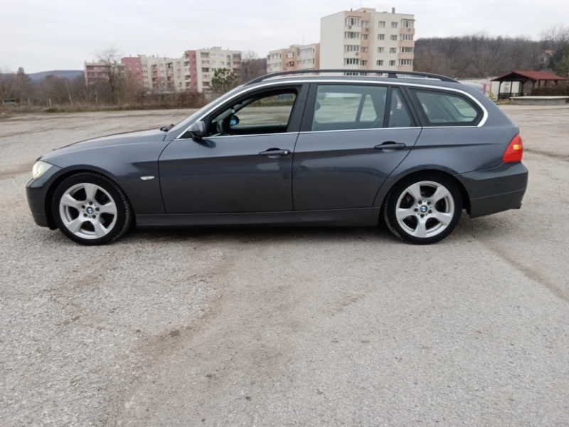 BMW 320  150k.ФЕЙСЛИФТ, Нави, снимка 5 - Автомобили и джипове - 48681751