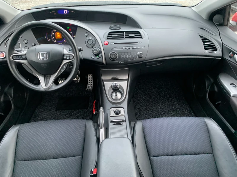 Honda Civic 1.8-FACELIFT-EURO5-РЯДКО-ЗАПАЗЕН-1Г-Гаранция!, снимка 11 - Автомобили и джипове - 48773331