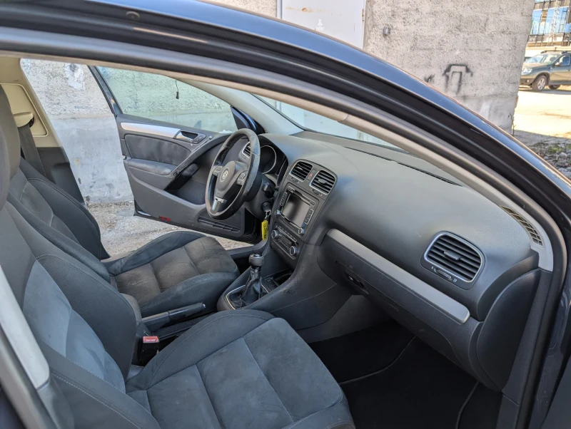 VW Golf 2.0TDI, снимка 8 - Автомобили и джипове - 49406500