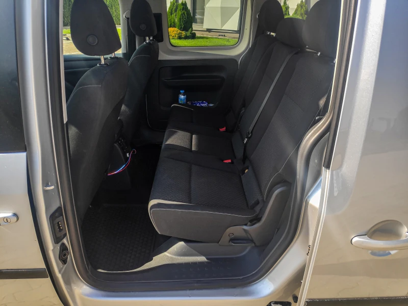 VW Caddy MAXI 6+ 1, снимка 9 - Автомобили и джипове - 52413575