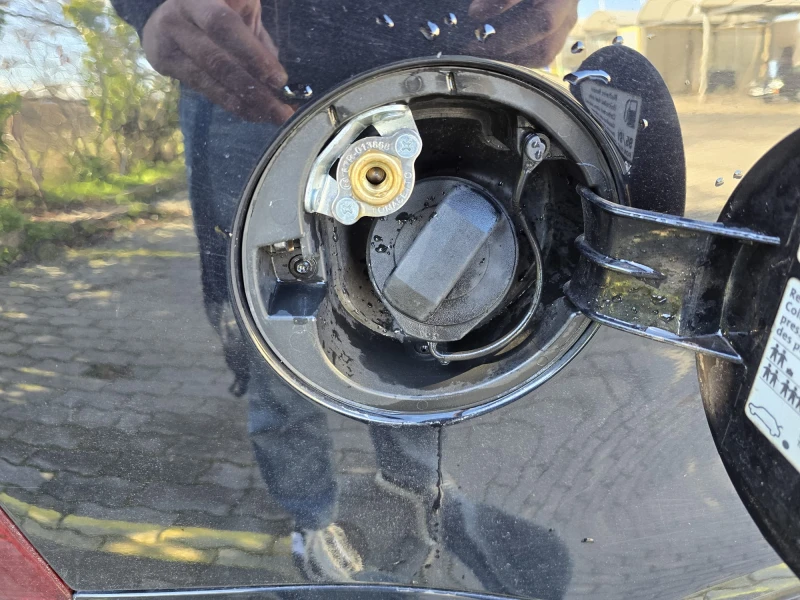 VW Touran United, снимка 9 - Автомобили и джипове - 52615210