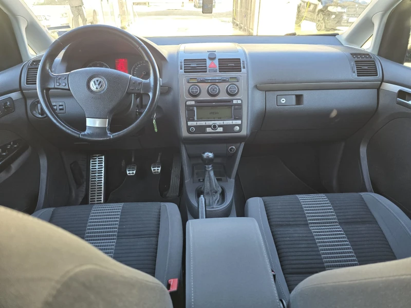 VW Touran United, снимка 12 - Автомобили и джипове - 52615210