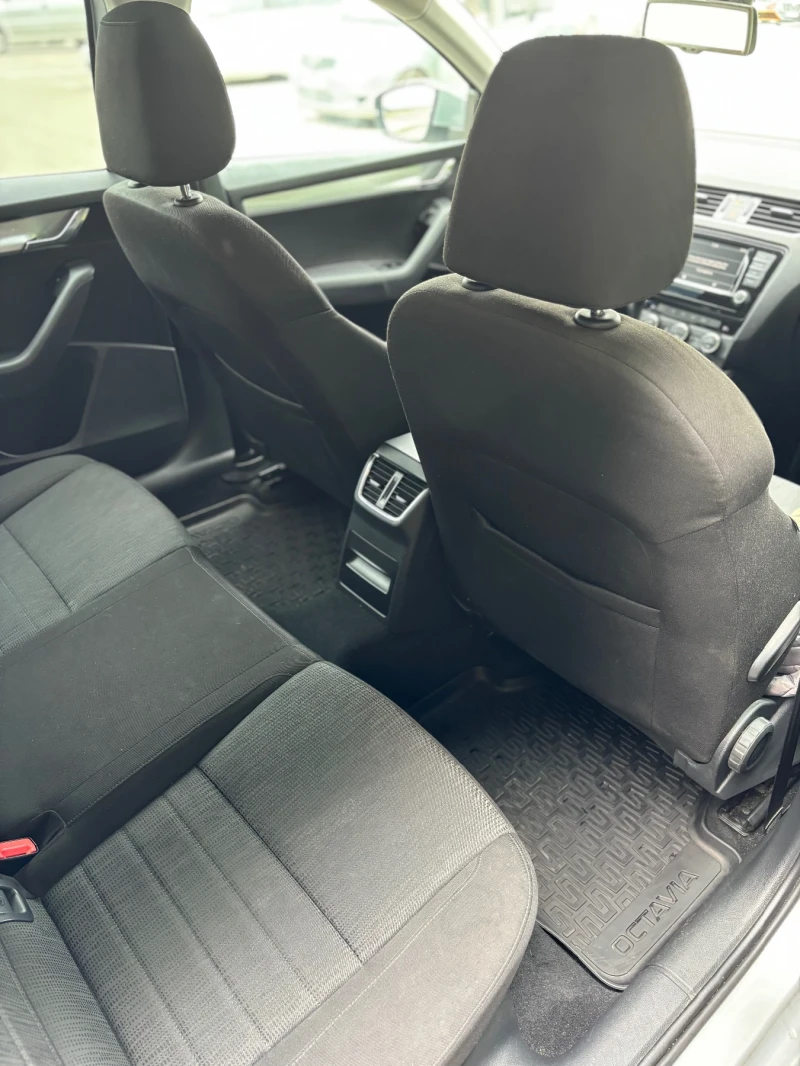 Skoda Octavia 2.0tdi 150hp, снимка 10 - Автомобили и джипове - 53132273