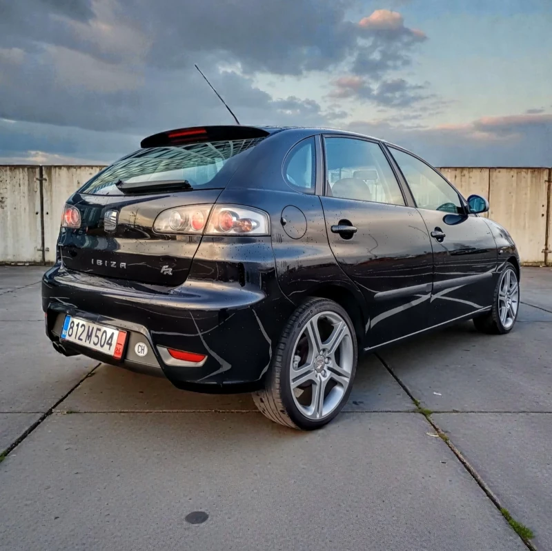 Seat Ibiza * FR 1.8 TURBO 150ps ТОП СЪСТОЯНИЕ * , снимка 3 - Автомобили и джипове - 53181506