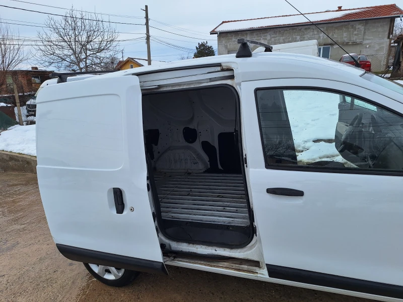 Dacia Dokker 1.5 DCI KLIMA, снимка 14 - Автомобили и джипове - 53539025