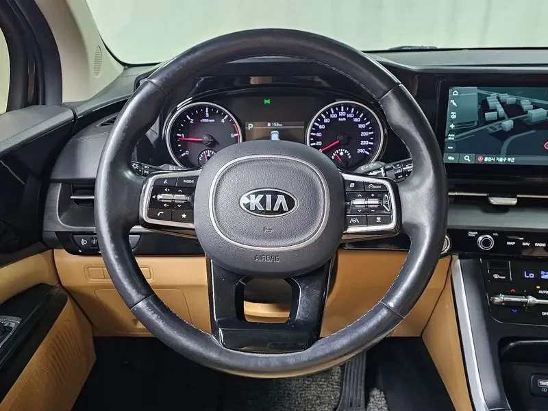Kia Carnival 9-SEATER PRESTIGE, снимка 13 - Автомобили и джипове - 54879264