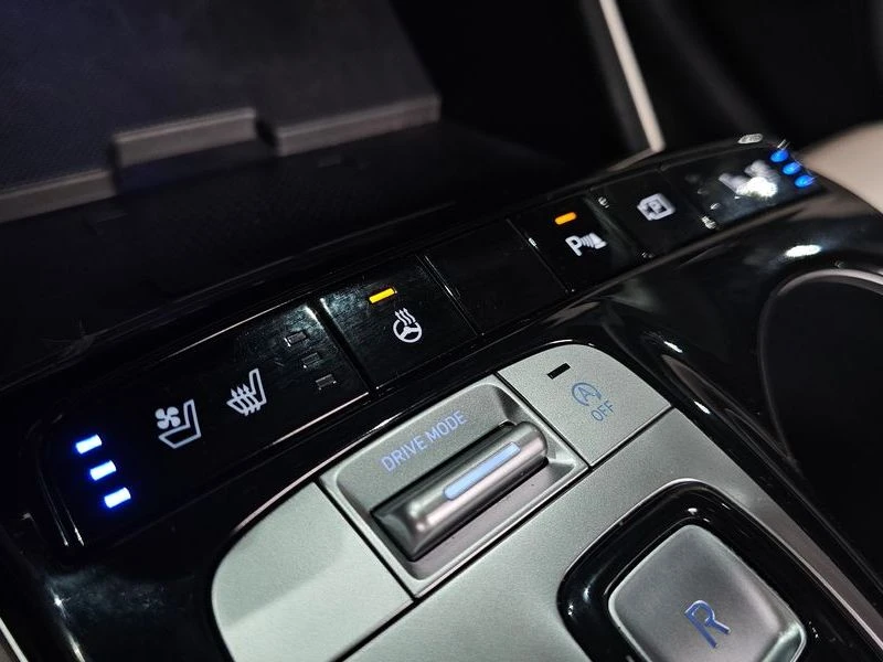 Hyundai Elantra Gasoline 1.6 Turbo 2WD| 177�.�. | Mobile.bg � ����������� 14