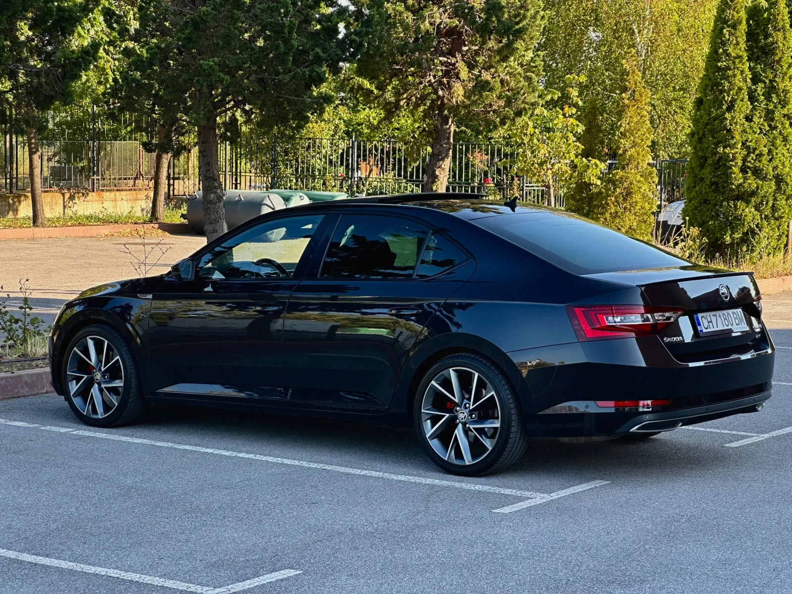 Skoda Superb Sportline* 2.0 TDI* 190к.с.* 4х4 - изображение 5