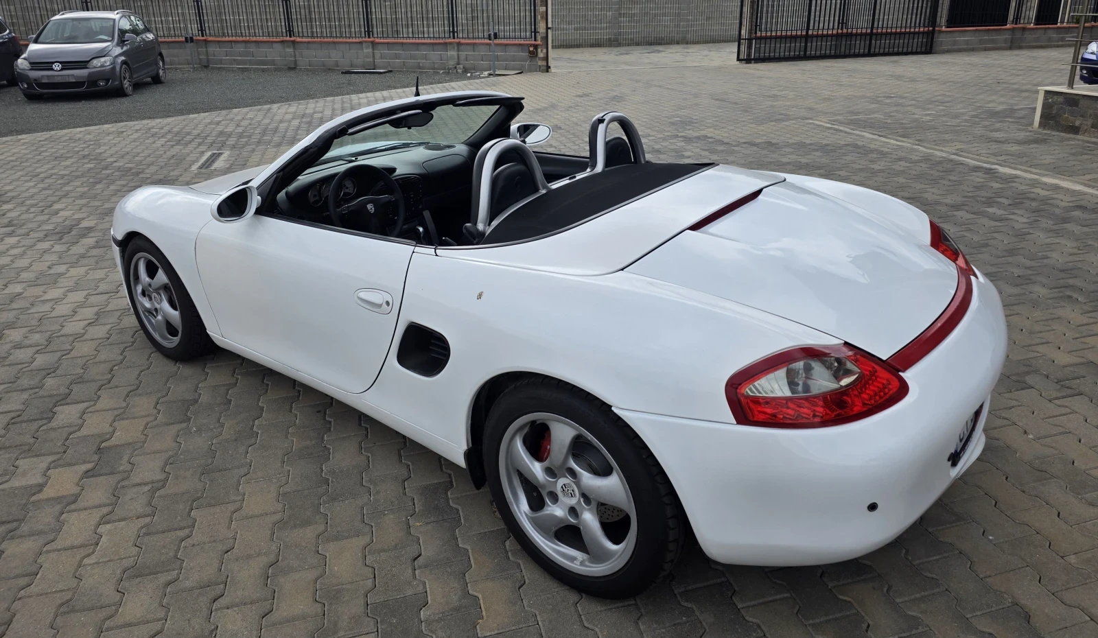 Porsche Boxster 3.2i - изображение 10