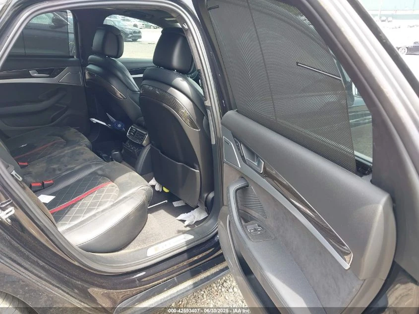 Audi S8 4.0T* Bang&Olufsen* подгрев* обдухване* масажи* що - изображение 8
