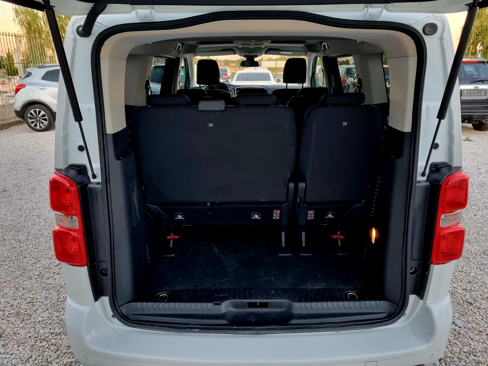 Opel Zafira 2.0D 150ks.Evro 6 - изображение 9