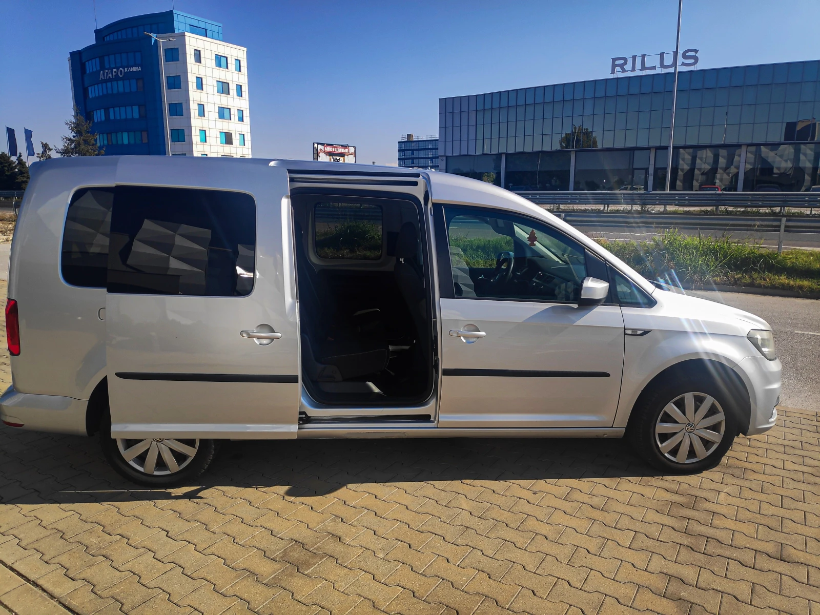 VW Caddy MAXI 6+ 1 - изображение 8