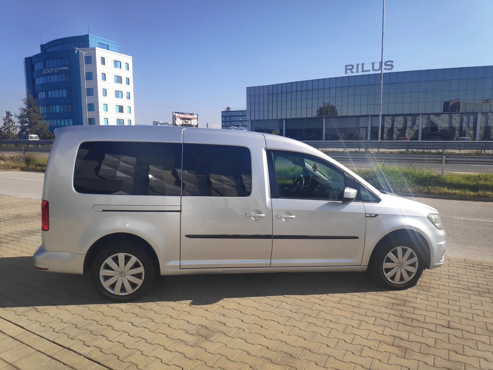 VW Caddy MAXI 6+ 1 - изображение 4