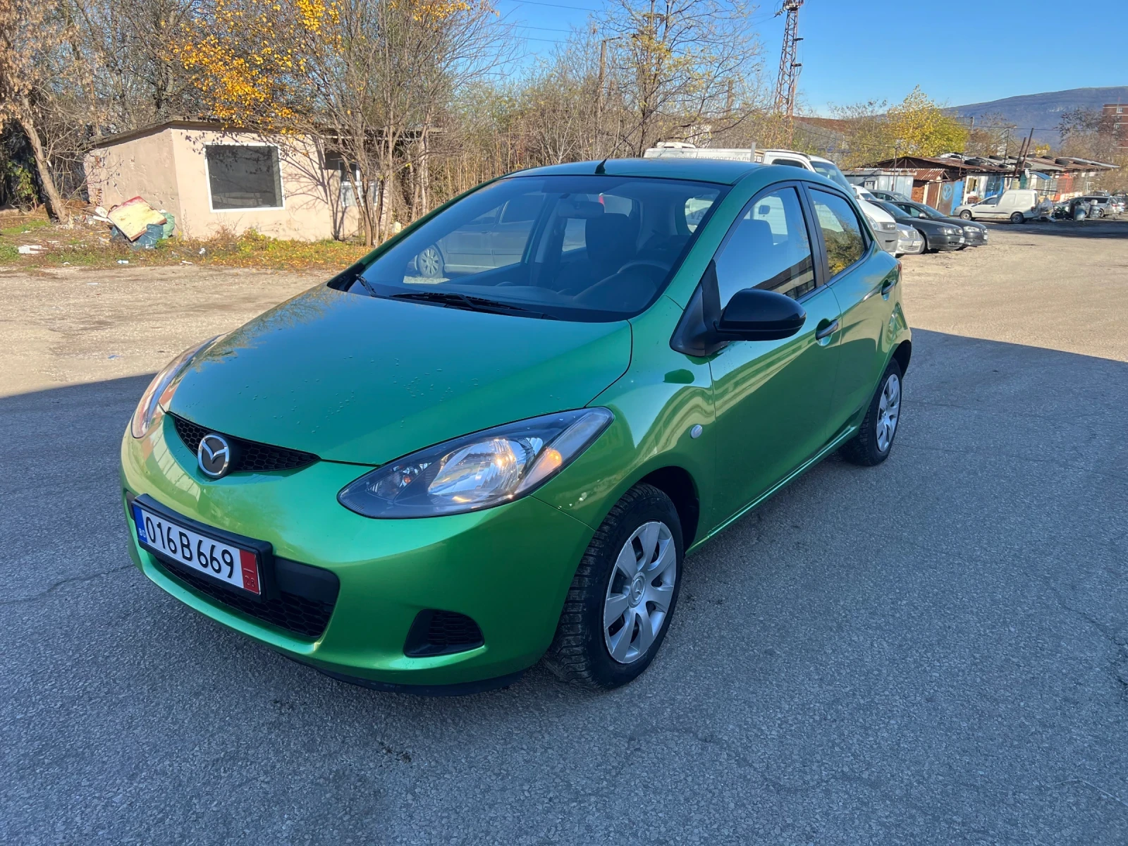 Mazda 2  - изображение 2