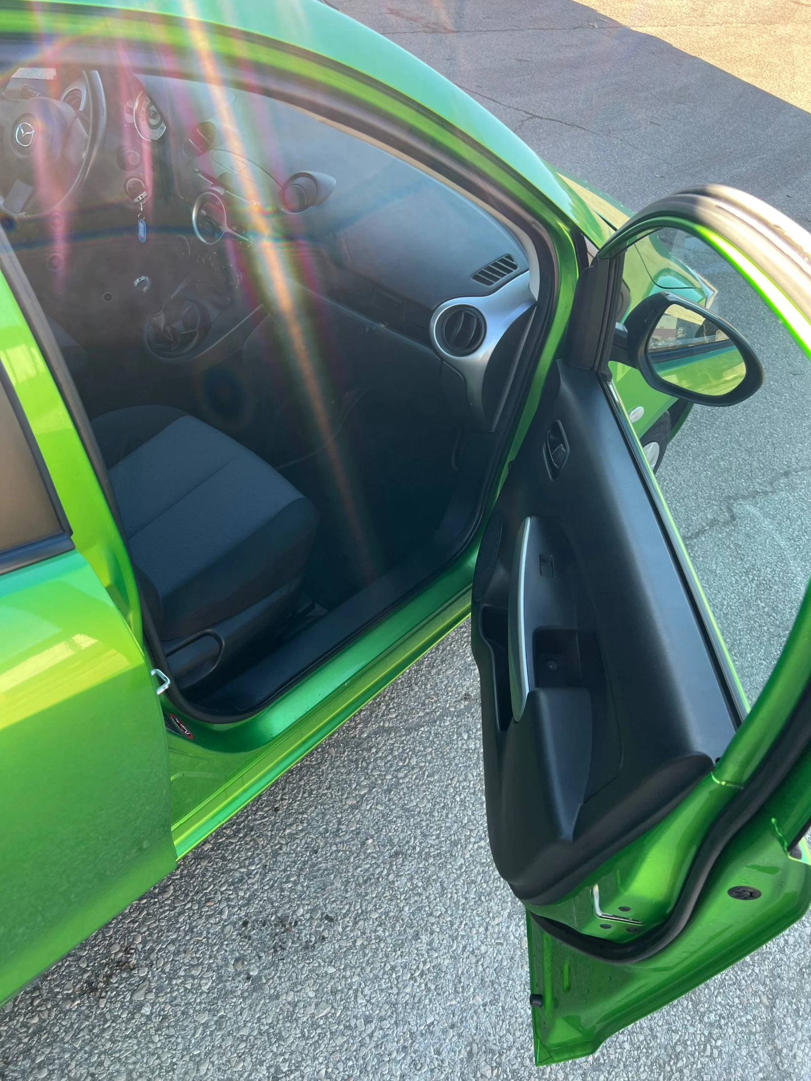 Mazda 2  - изображение 9