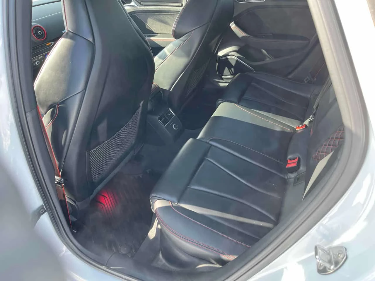 Audi Rs3 MILLTEK SPORT / БЕЗ УДАРИ , снимка 11 - Автомобили и джипове - 54000850