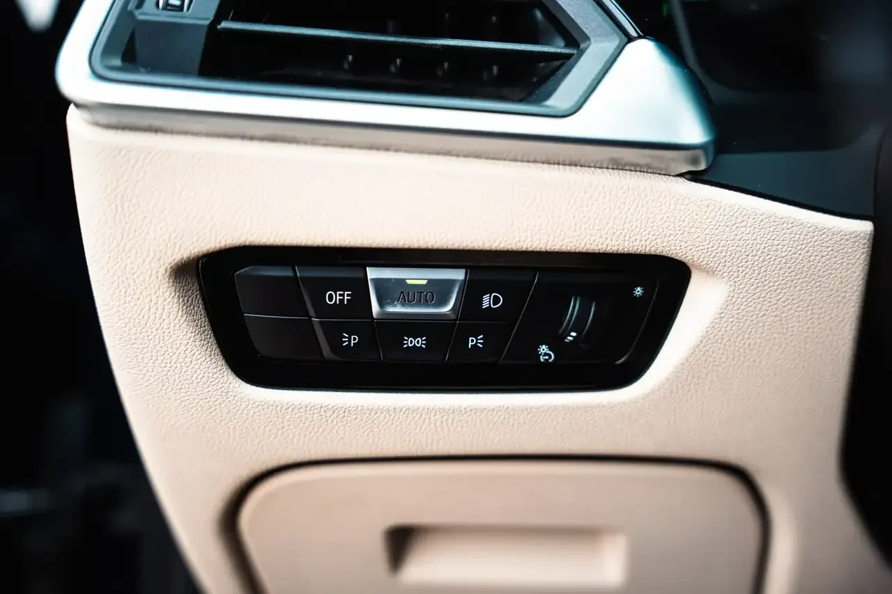 BMW 330 i xDrive DIGITAL ����� ��� ����� ����� CARPLAY CAM | Mobile.bg � ����������� 14