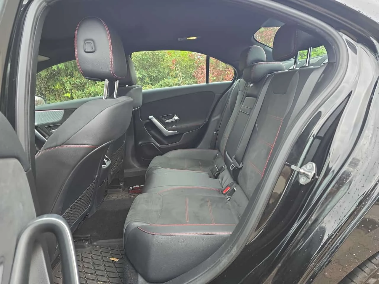 Mercedes-Benz A 220 * PANO* KEYLESS* ПОДГРЕВ* , снимка 10 - Автомобили и джипове - 54349964