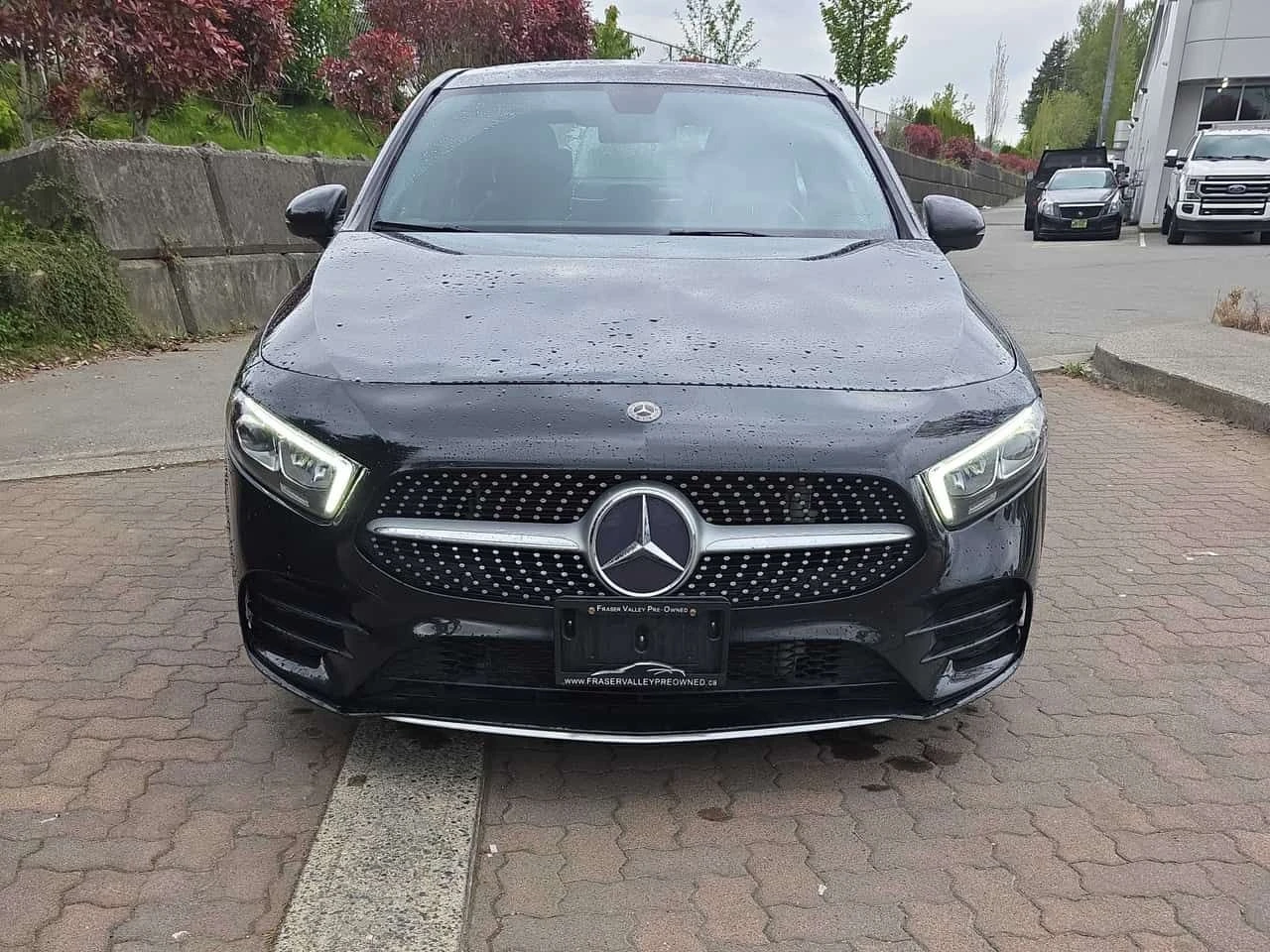 Mercedes-Benz A 220 * PANO* KEYLESS* ПОДГРЕВ* , снимка 6 - Автомобили и джипове - 54349964