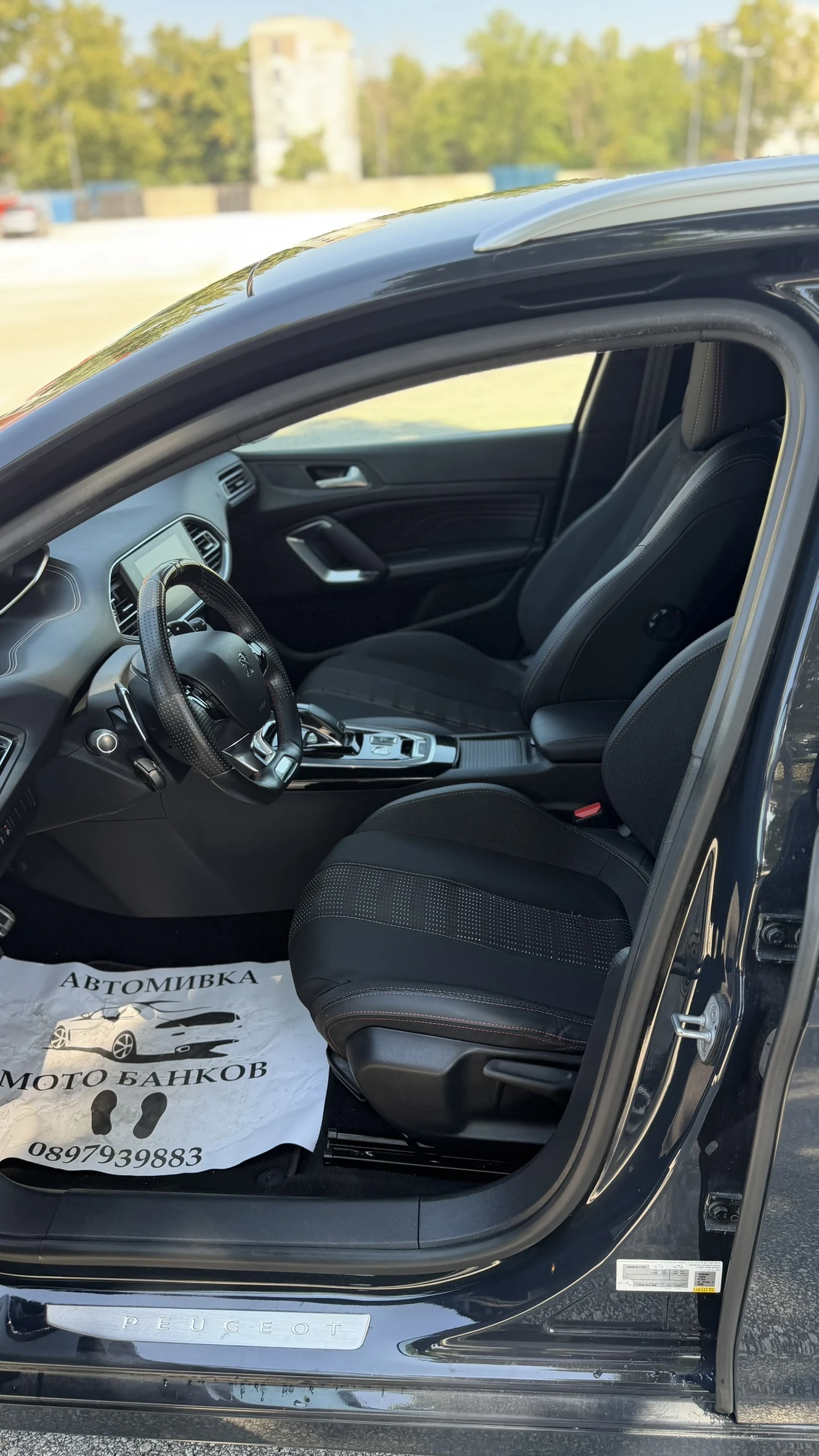 Peugeot 308 GT Line KEYLESS | Line assist| Камера 360, снимка 13 - Автомобили и джипове - 54389575
