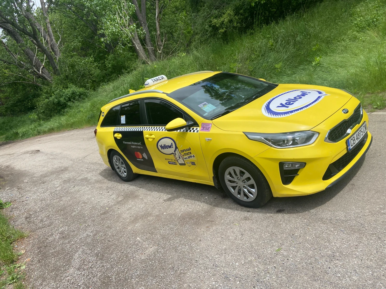Kia Ceed 1.5 Turbo , снимка 2 - Автомобили и джипове - 54416770