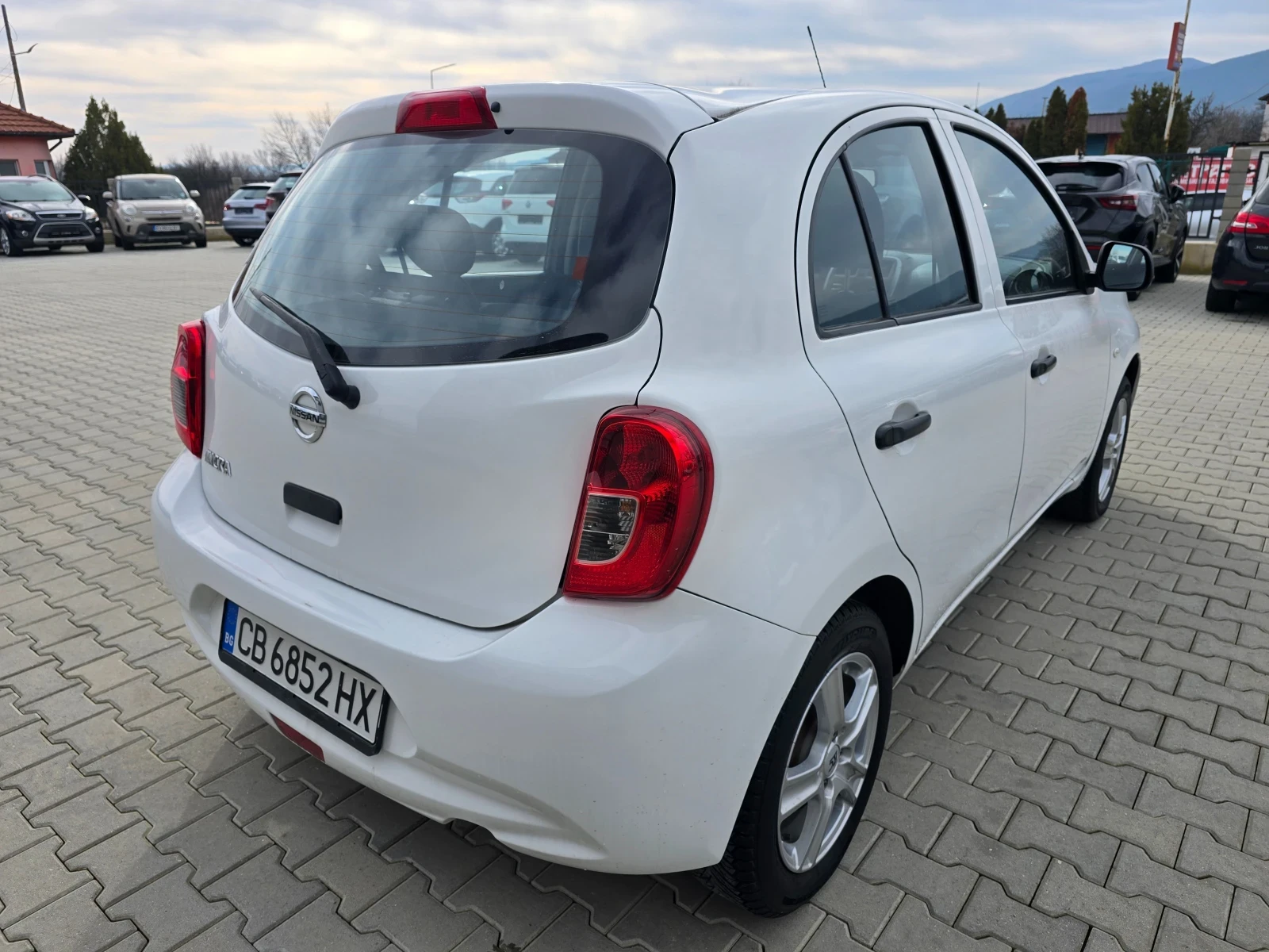 Nissan Micra 1.2, снимка 8 - Автомобили и джипове - 54516291