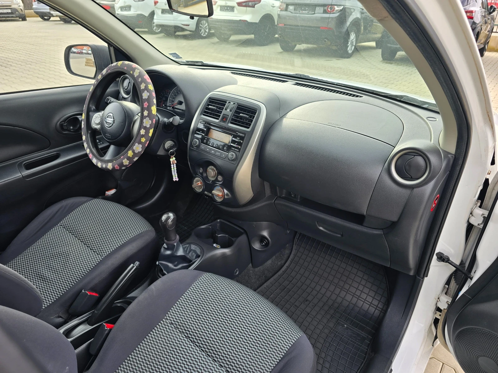 Nissan Micra 1.2, снимка 11 - Автомобили и джипове - 54516291