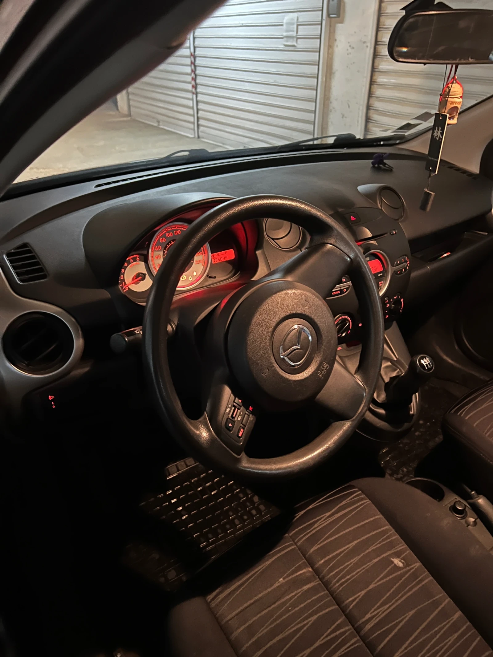 Mazda 2, снимка 3 - Автомобили и джипове - 54584973