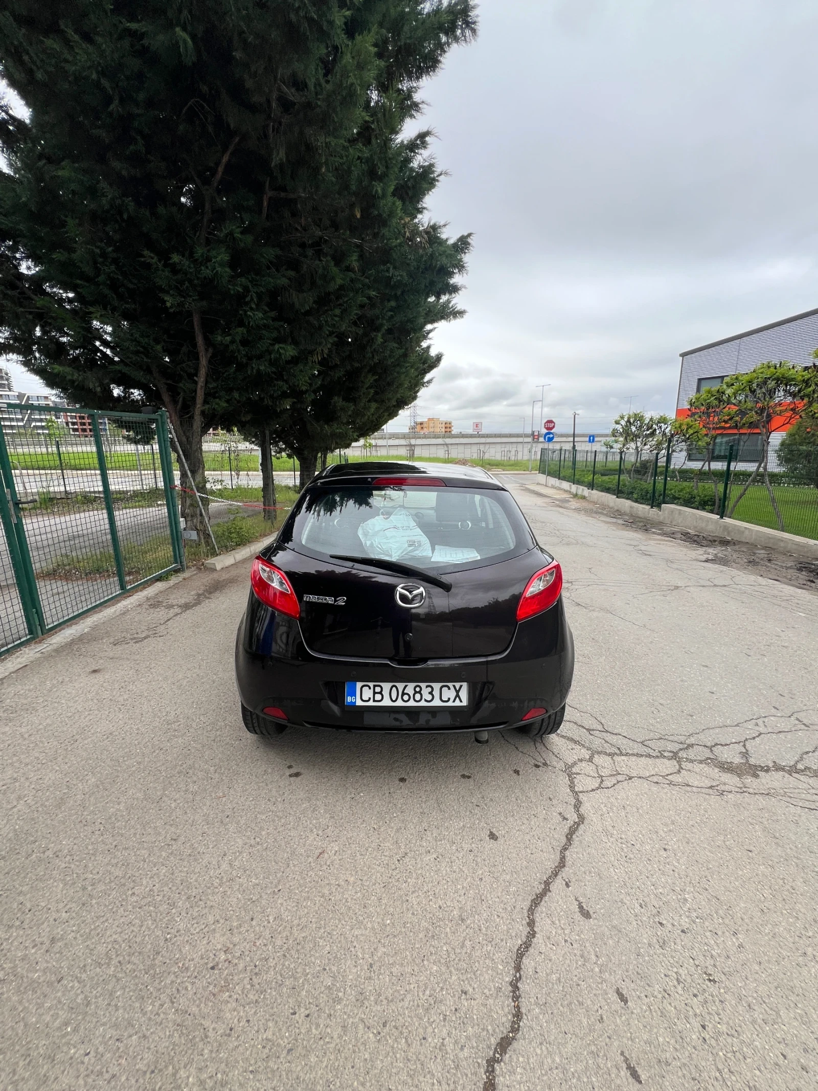 Mazda 2, снимка 7 - Автомобили и джипове - 54584973