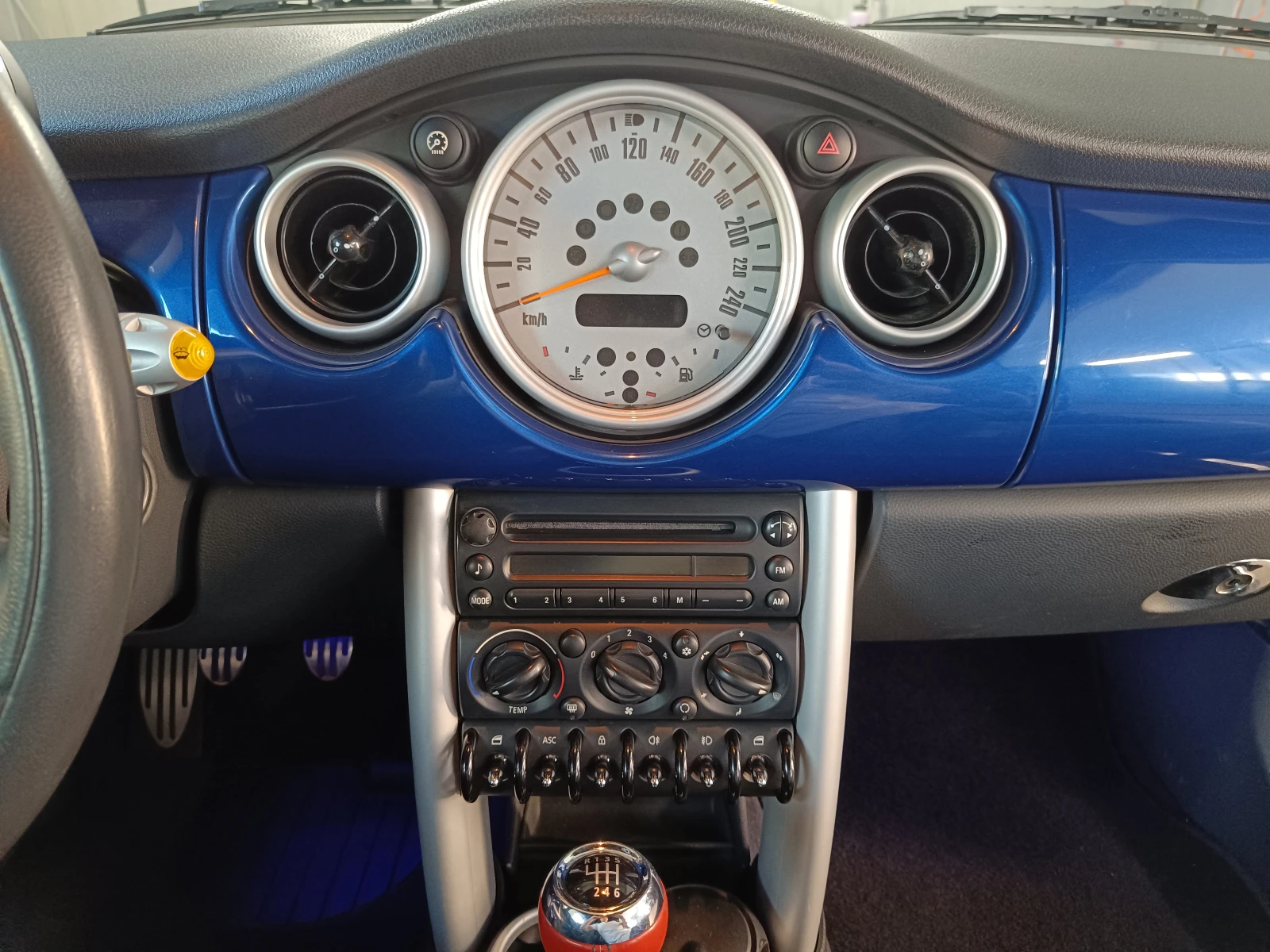 Mini Cooper s cabrio 1.6i 16V 170 Hp | ����������� | Mobile.bg � ����������� 10