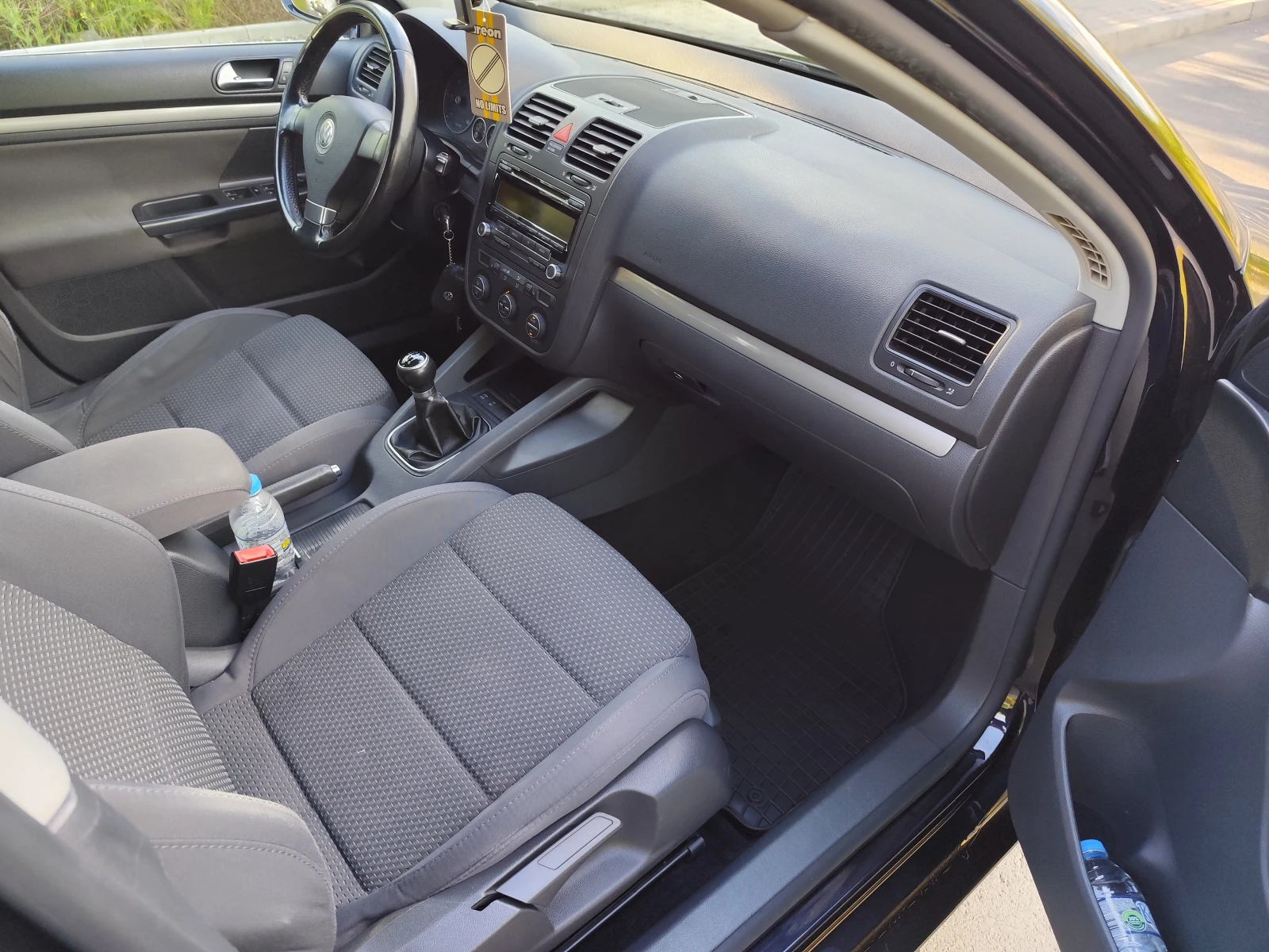 VW Golf 2.0TDI 16V, снимка 10 - Автомобили и джипове - 54715503